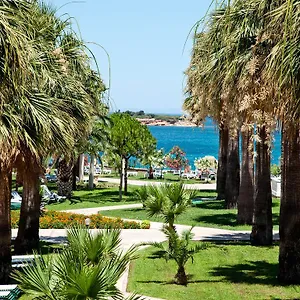 Resort Club Tarhan Beach